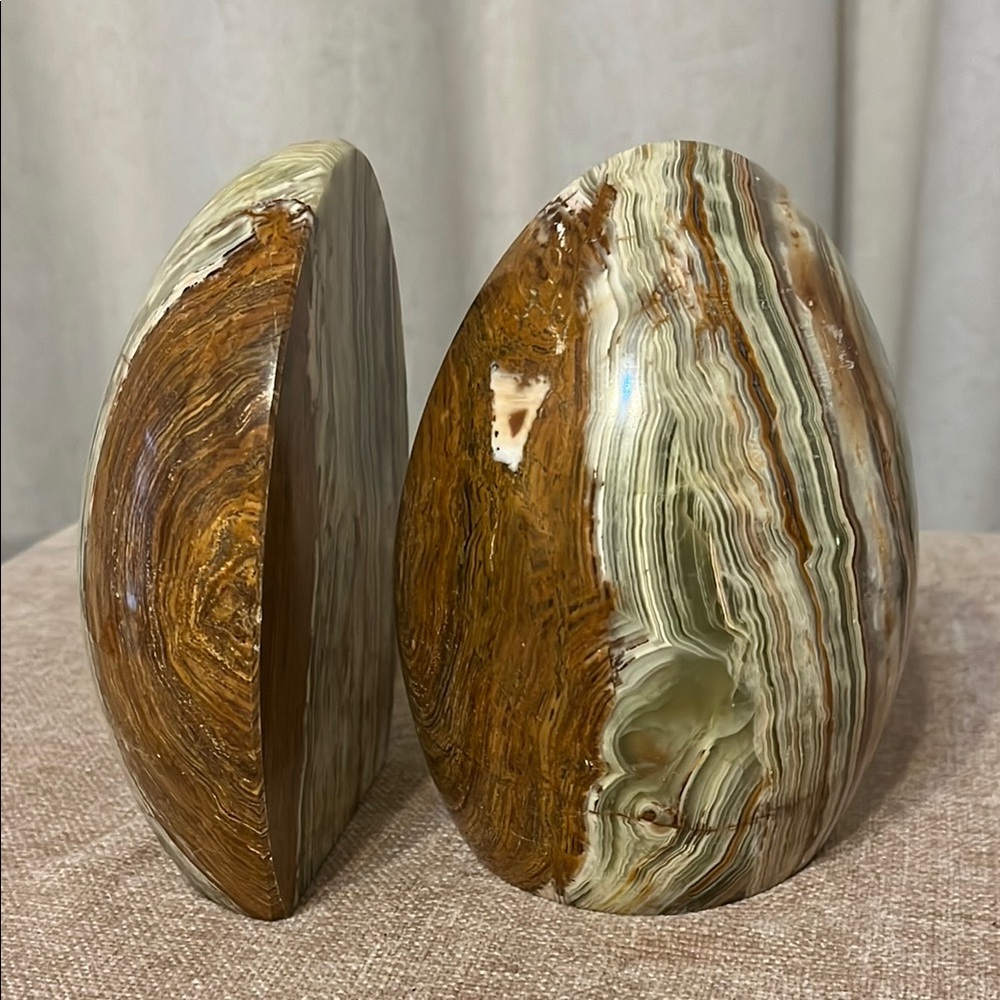 Vintage Brown, Tan , White and Green Onyx Orb Bookends, circa 1950s. Beautiful